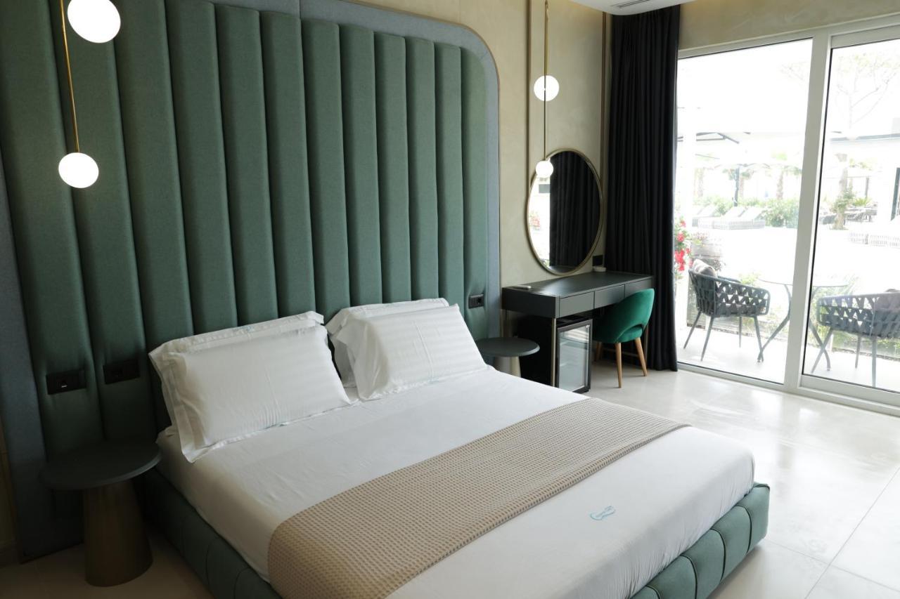 Comfort Suites Golem  Εξωτερικό φωτογραφία