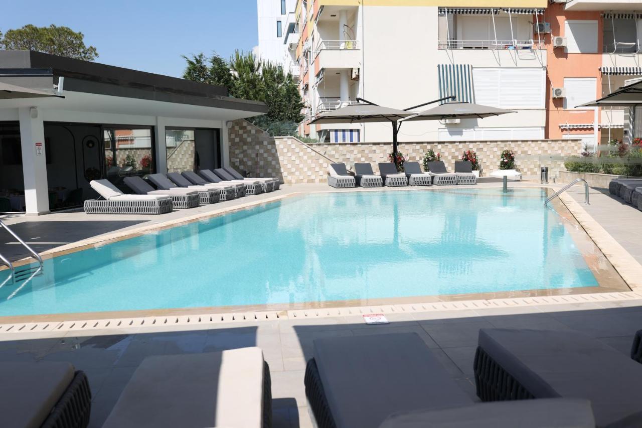 Comfort Suites Golem  Εξωτερικό φωτογραφία