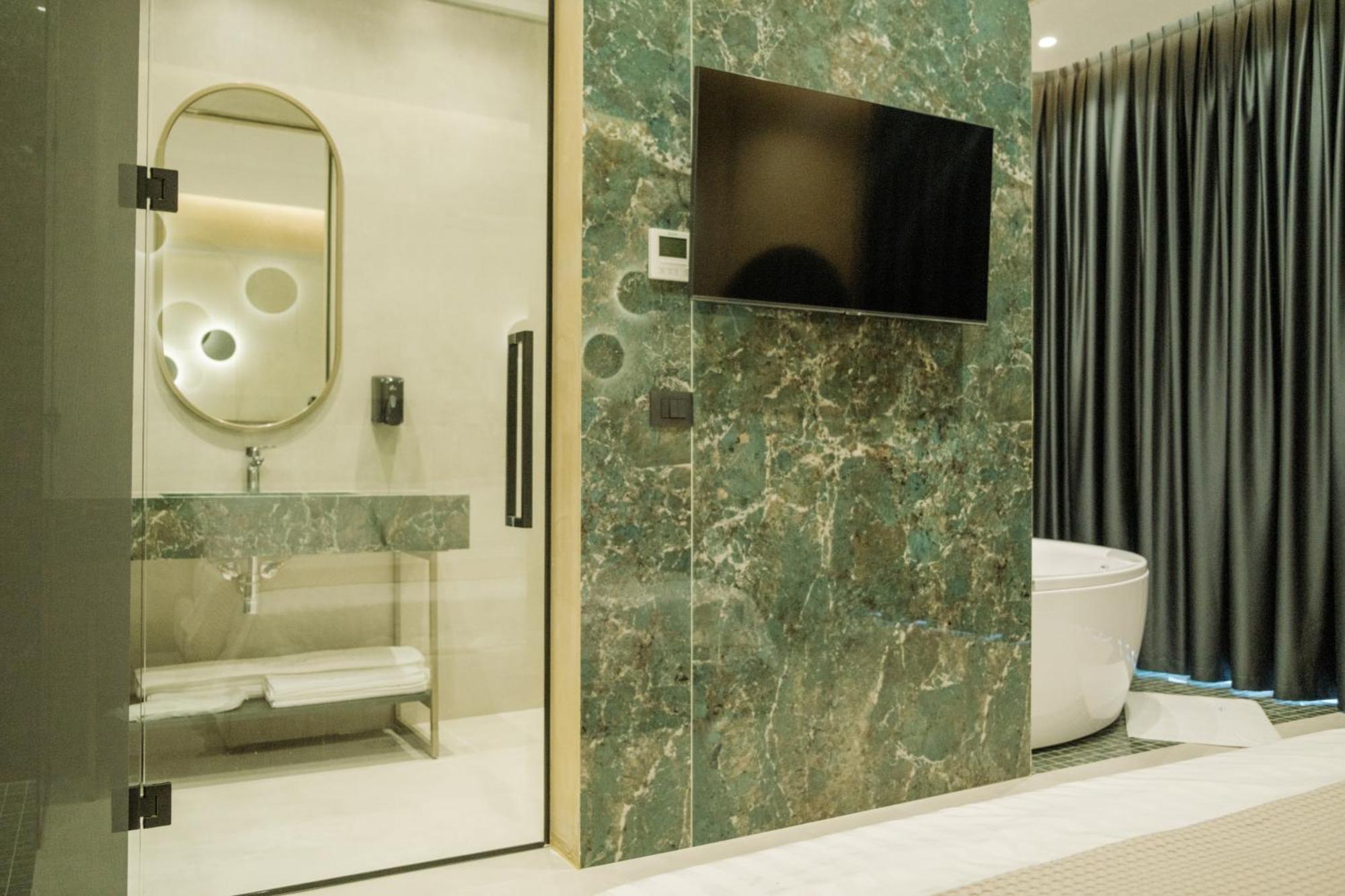 Comfort Suites Golem  Εξωτερικό φωτογραφία