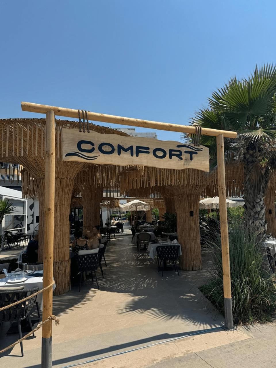 Comfort Suites Golem  Εξωτερικό φωτογραφία