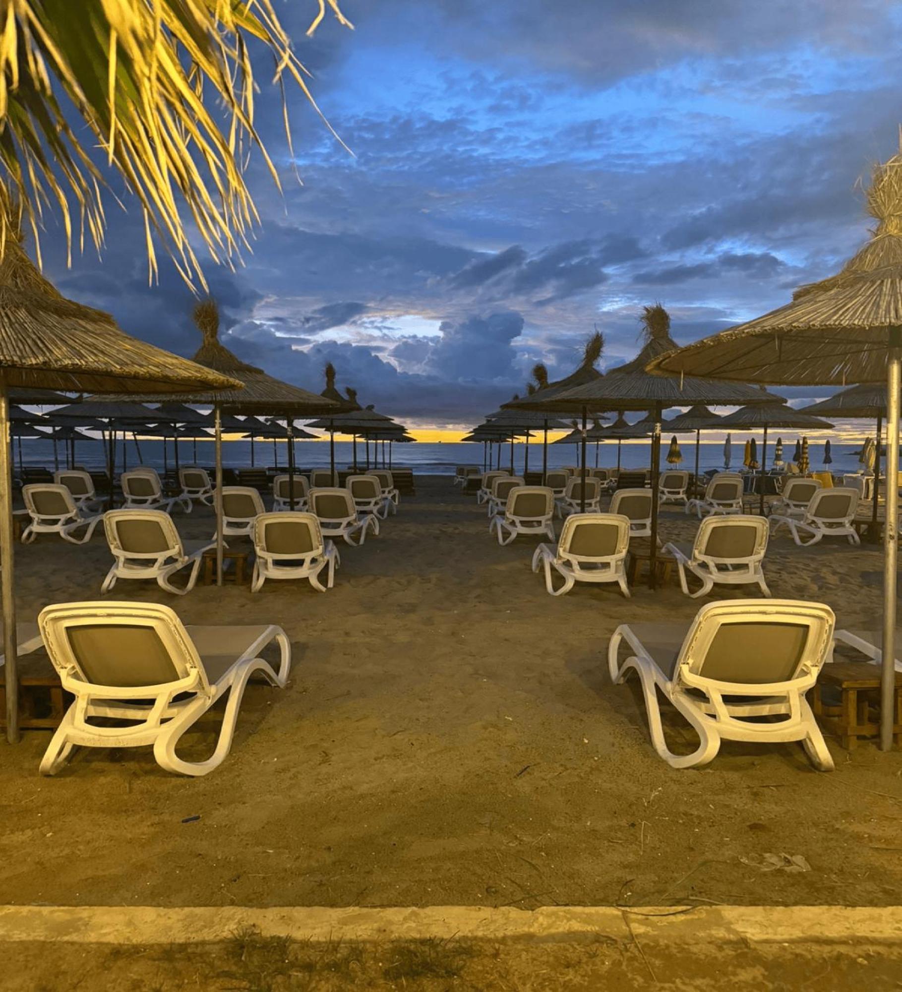 Comfort Suites Golem  Εξωτερικό φωτογραφία